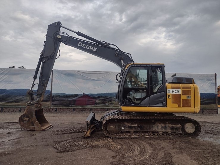 john-deere-15-image-1