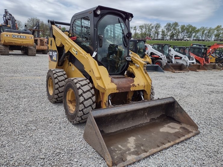 caterpillar-262d-image-29