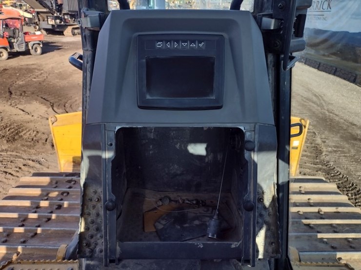 deere-750l-lgp-image-8