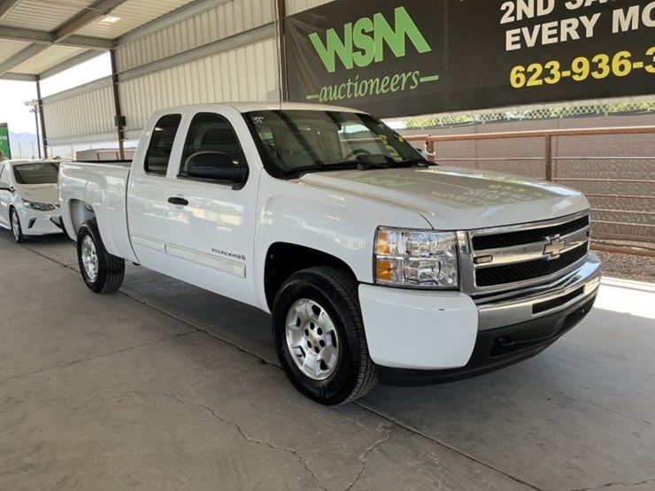 2010-chevrolet-silverado-1500-image-2