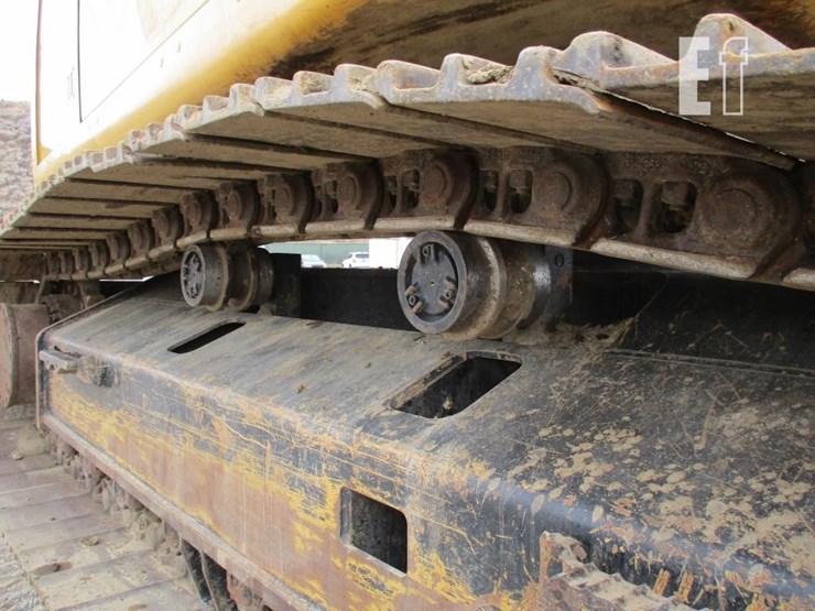 2015-caterpillar-336fl-image-23