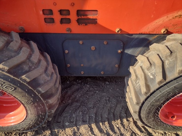 kubota-ssv75-image-23