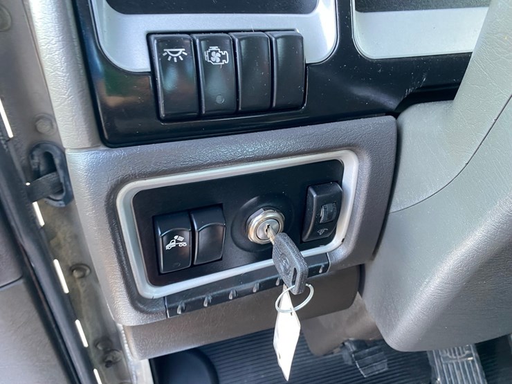 2018-kenworth-t440-image-121
