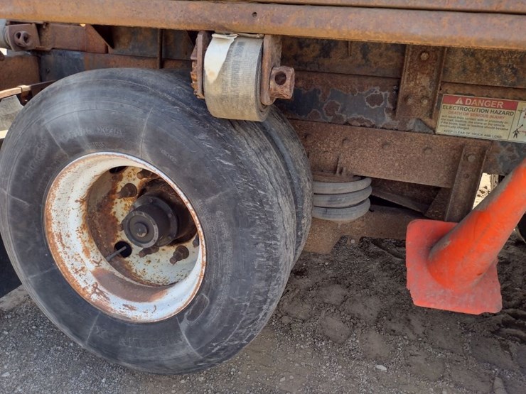 western-star-4900-image-34