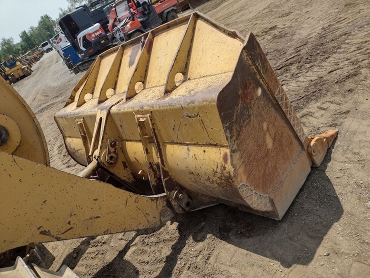 caterpillar-953c-image-25