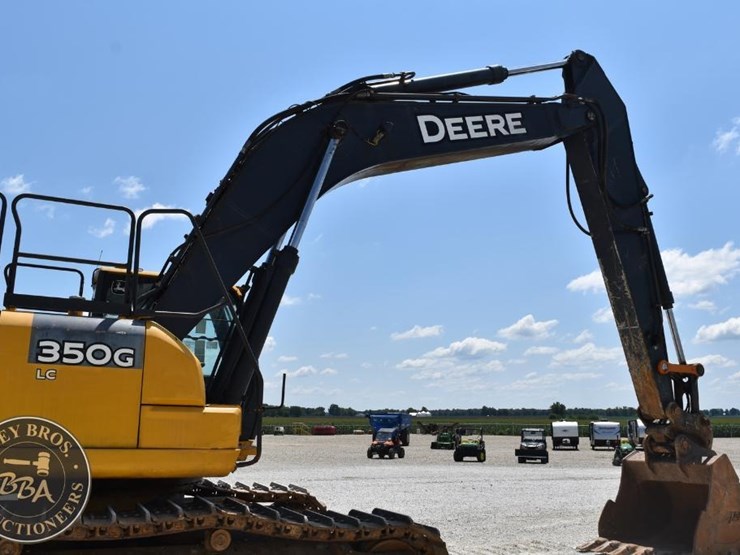 2016-deere-350g-lc-image-8
