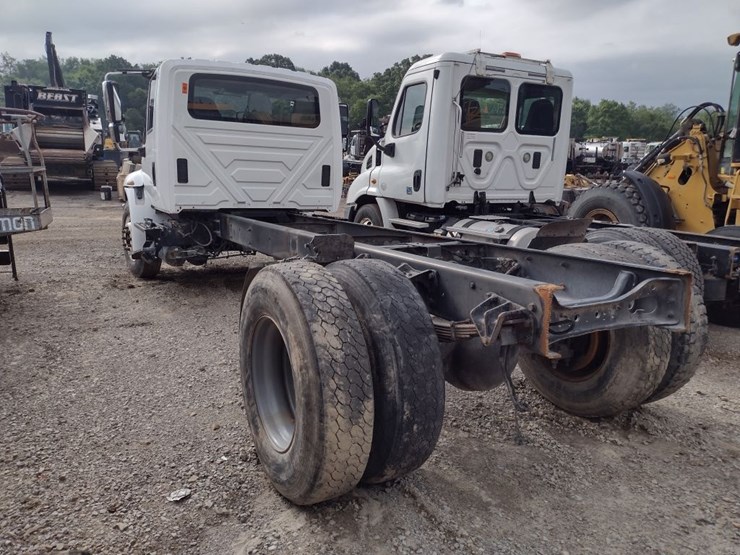 international-durastar-4300-image-27