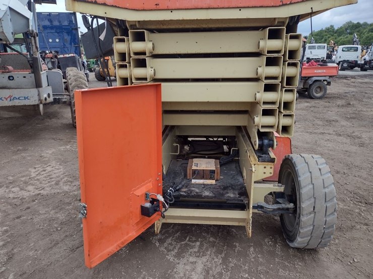 jlg-4069le-image-26