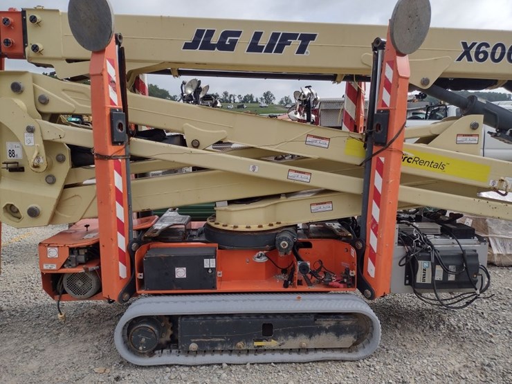 jlg-x600aj-image-10