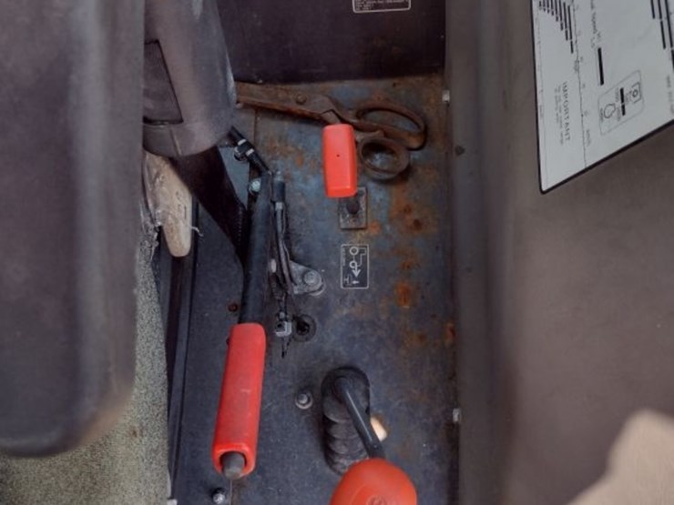 kubota-m108s-image-11