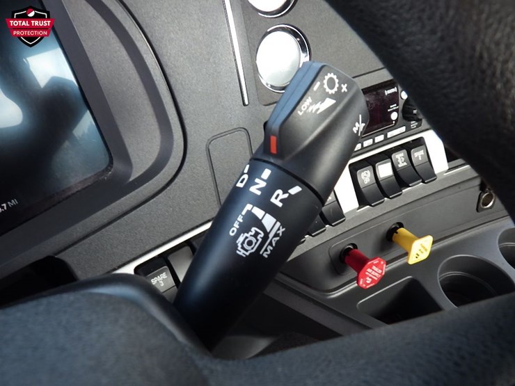 2024-kenworth-t680-image-19