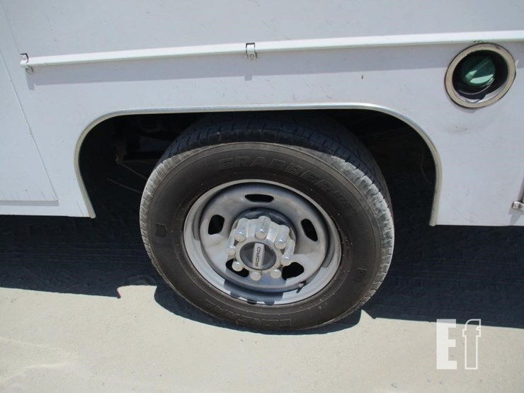 2018-ford-f350-image-17