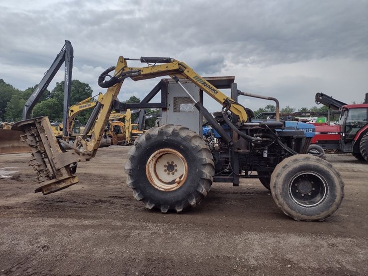 new-holland-7610s-image-3