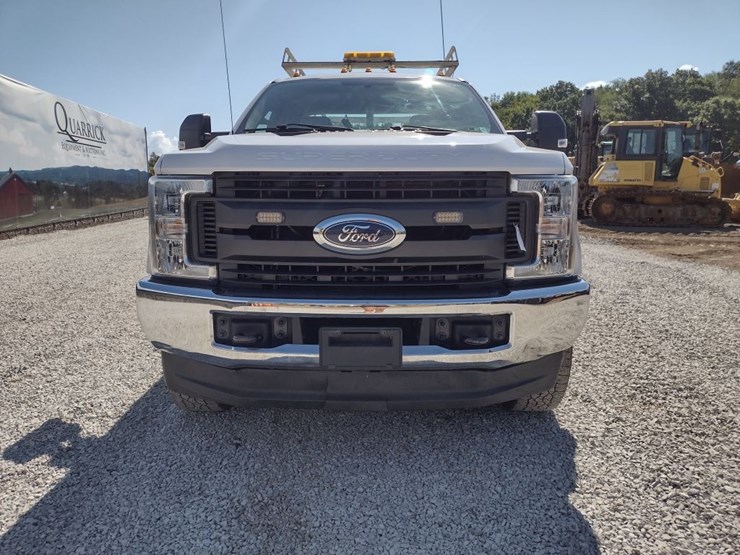 ford-f350-image-2