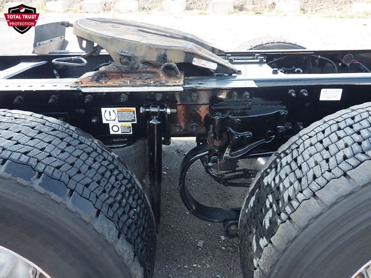 2024-kenworth-t680-image-15