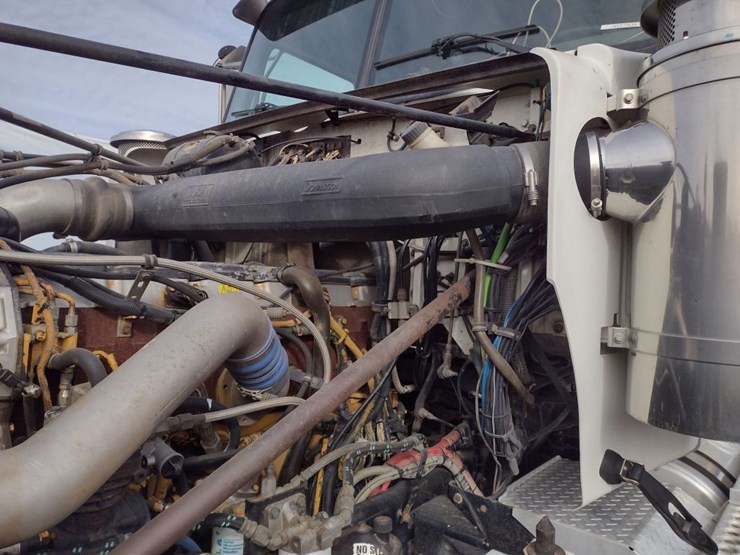 2005-western-star-4900fa-image-25
