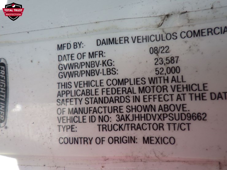 2023-freightliner-cascadia-126-image-23