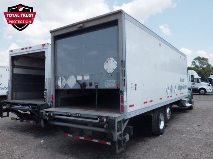 2020-peterbilt-348-image-8