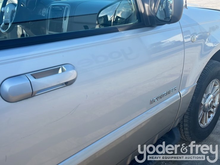 2001-mercury-mountaineer-image-35