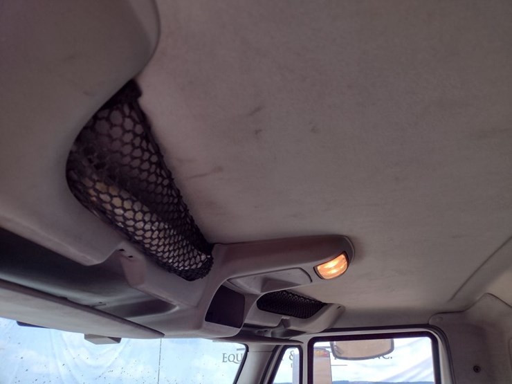 international-durastar-4400-image-12
