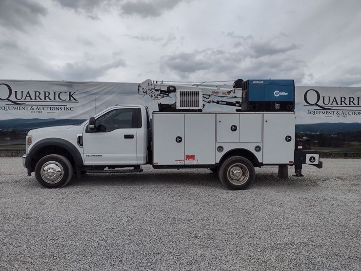 18-ford-f550-image-1