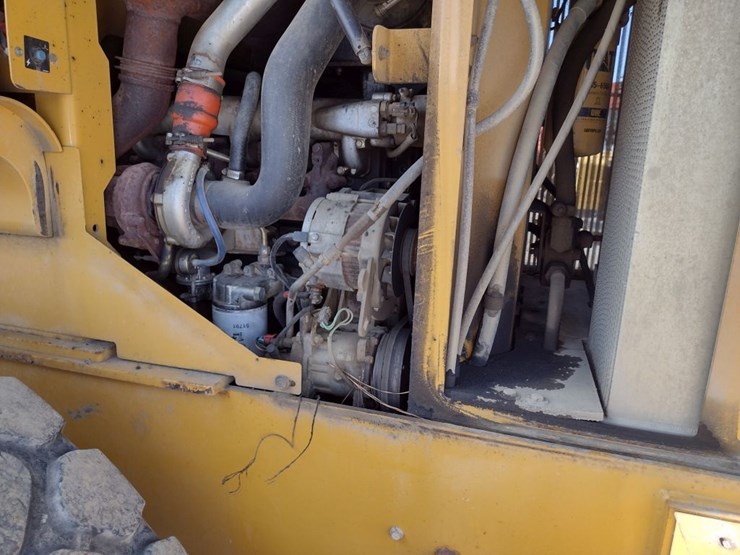 caterpillar-930g-image-20