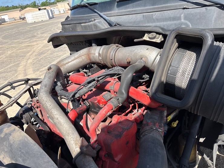 2014-international-prostar-image-9
