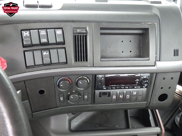2024-volvo-vnr300-image-19