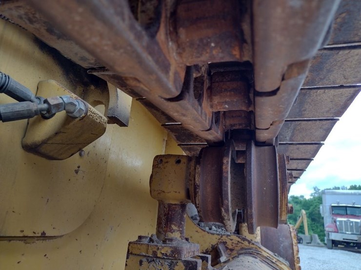 caterpillar-d1-image-16