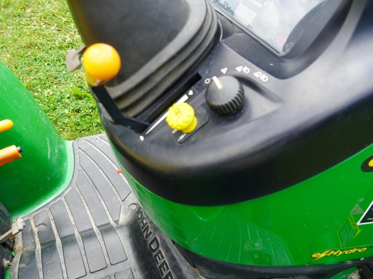 2005-john-deere-7420-image-11