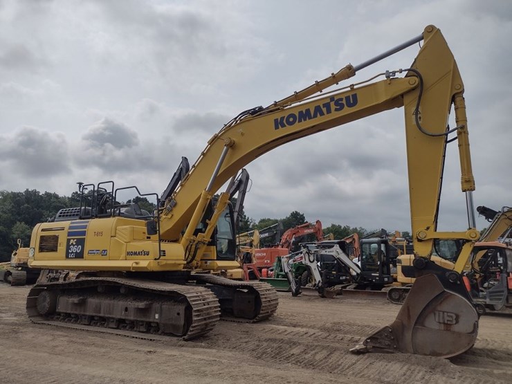 komatsu-pc360-lci-11-image-3