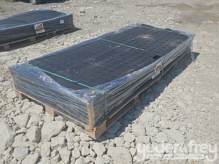 unused-irgpm-ground-protection-mat,-4'x8',-diamond-plated/smoothplate-tread-design-(15-of)-image-4