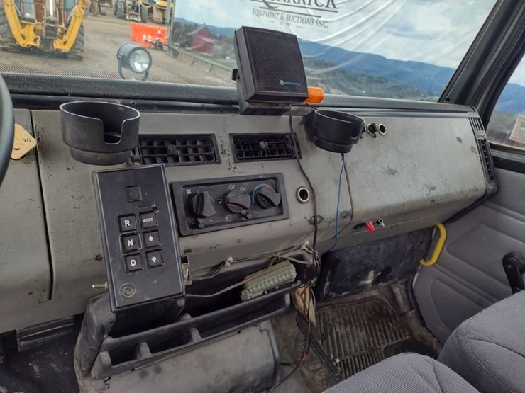 freightliner-fl80-image-10
