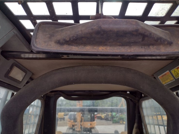 caterpillar-257b3-image-9