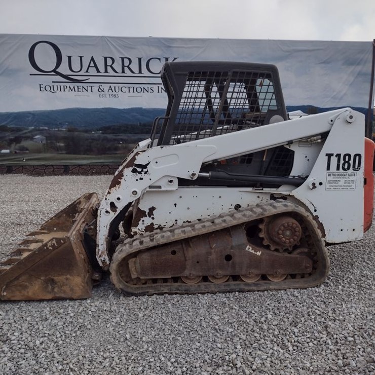 BOBCAT T180