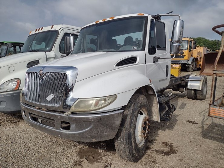 international-durastar-4300-image-26