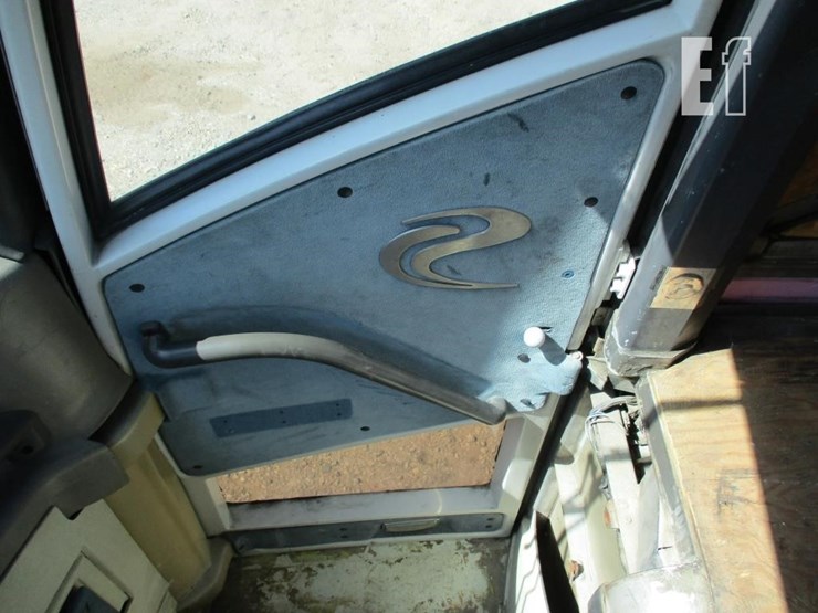 1999-mci-e4500-image-20