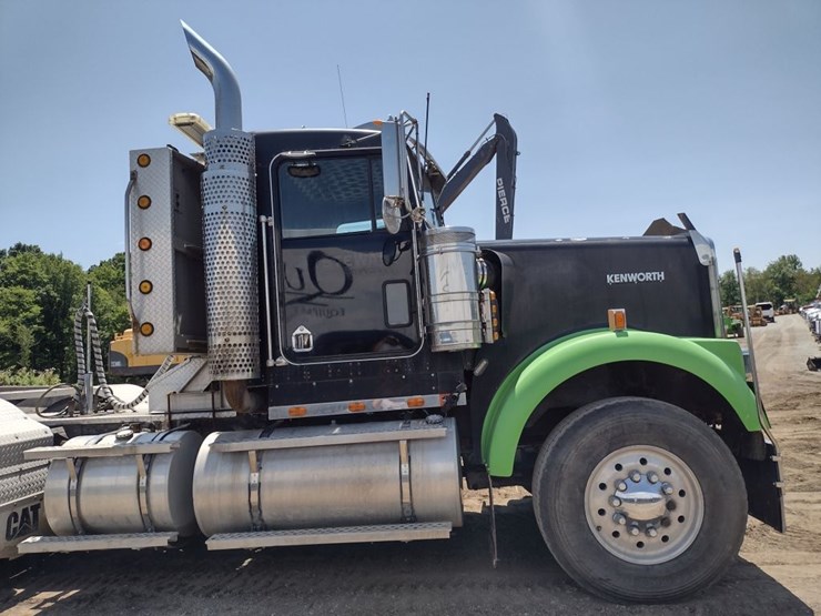 kenworth-w900-image-27