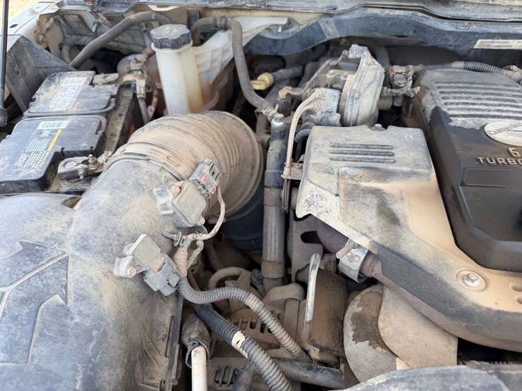 2015-dodge-2500-image-42