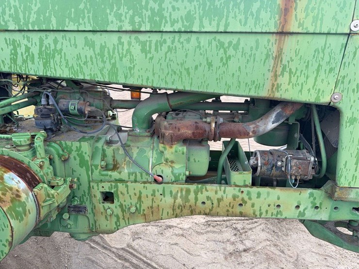 john-deere-630-image-24