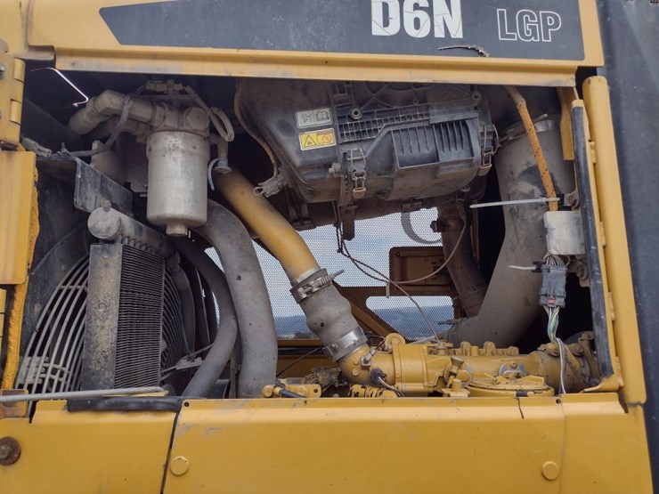 caterpillar-d6n-image-21