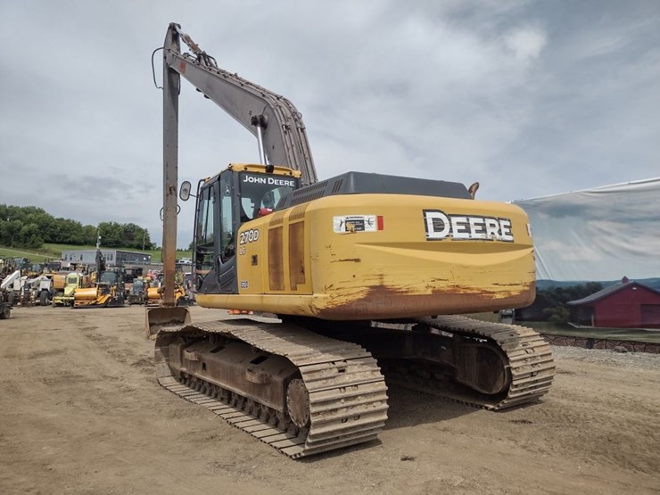 2007-deere-270d-lc-image-45