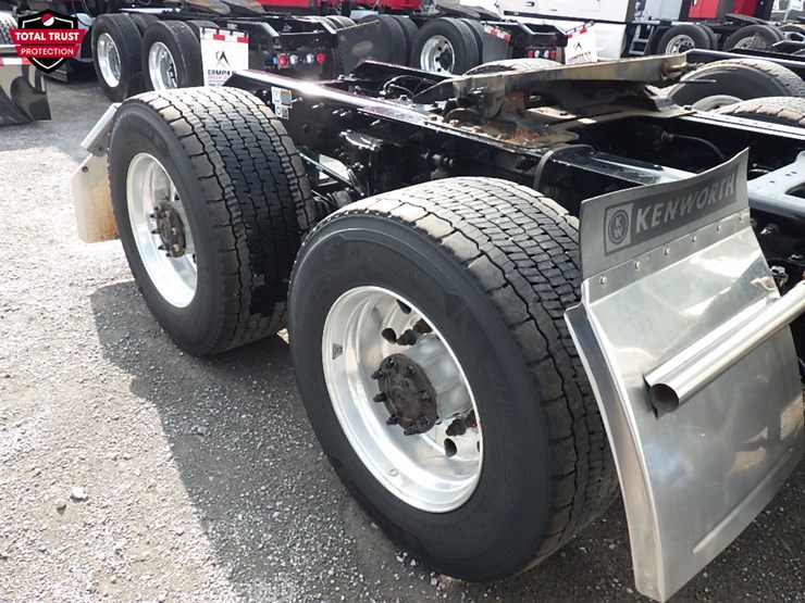 2024-kenworth-t680-image-4