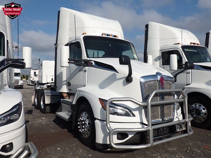 2024-kenworth-t680-image-3