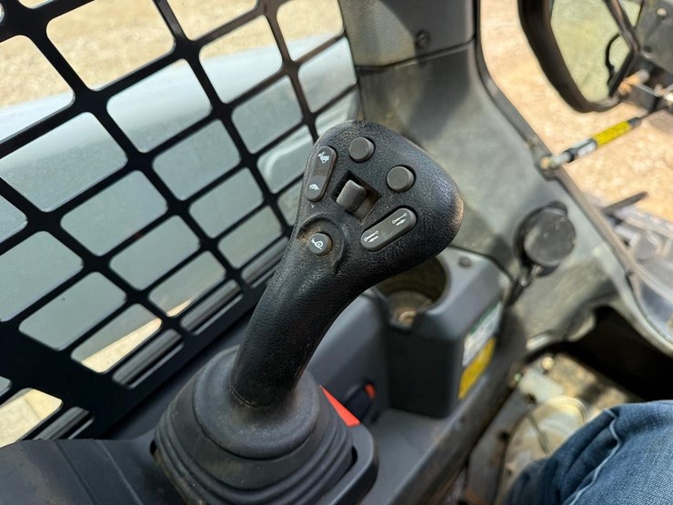 2024-bobcat-t66-image-26