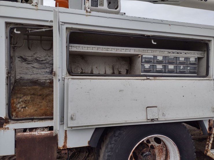 freightliner-fl80-image-28