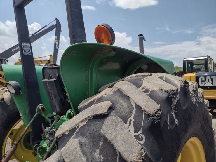 john-deere-2555-image-18