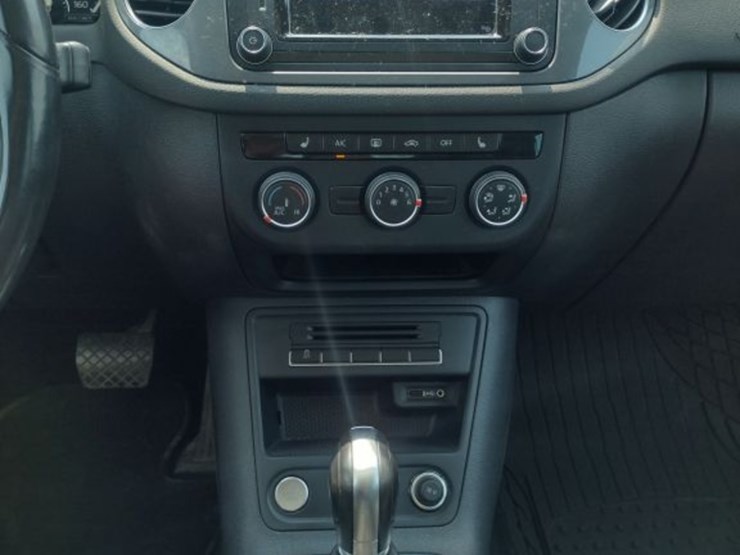 volkswagen-tiguan-image-9