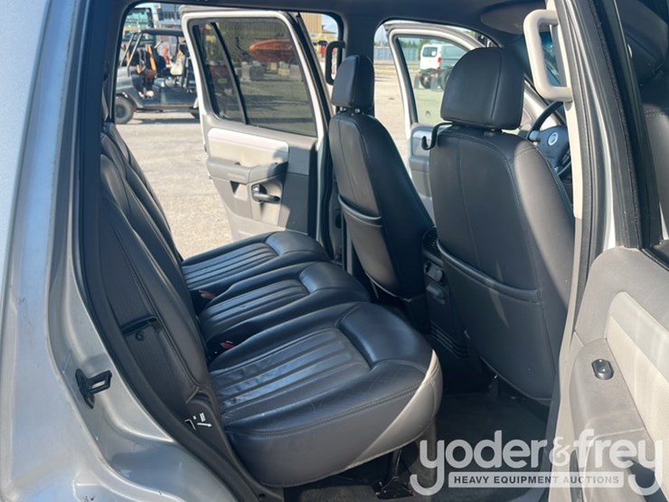 2001-mercury-mountaineer-image-28