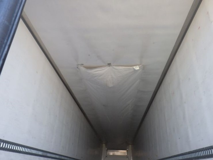 2022-utility-3000r-image-11